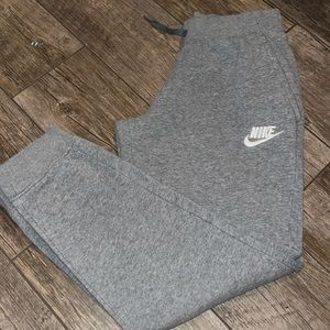 nike kids joggers